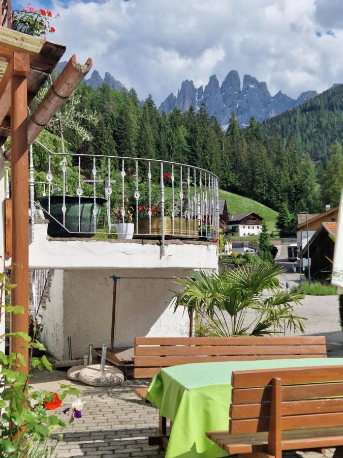 Appartements Pension Sonia Funes (Bolzano) Exterior foto